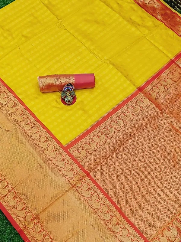 Yellow_Embellished_Banarasi_Jacquard_Saree_(Yellow)